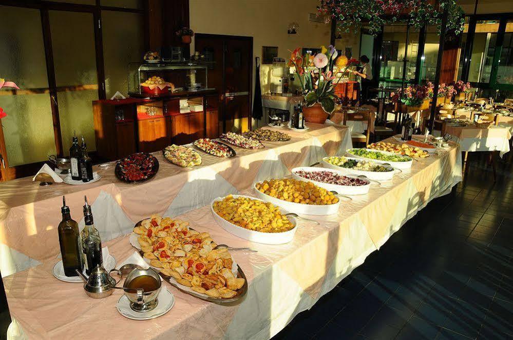 Hotel Costa Verde Milano Marittima Bagian luar foto